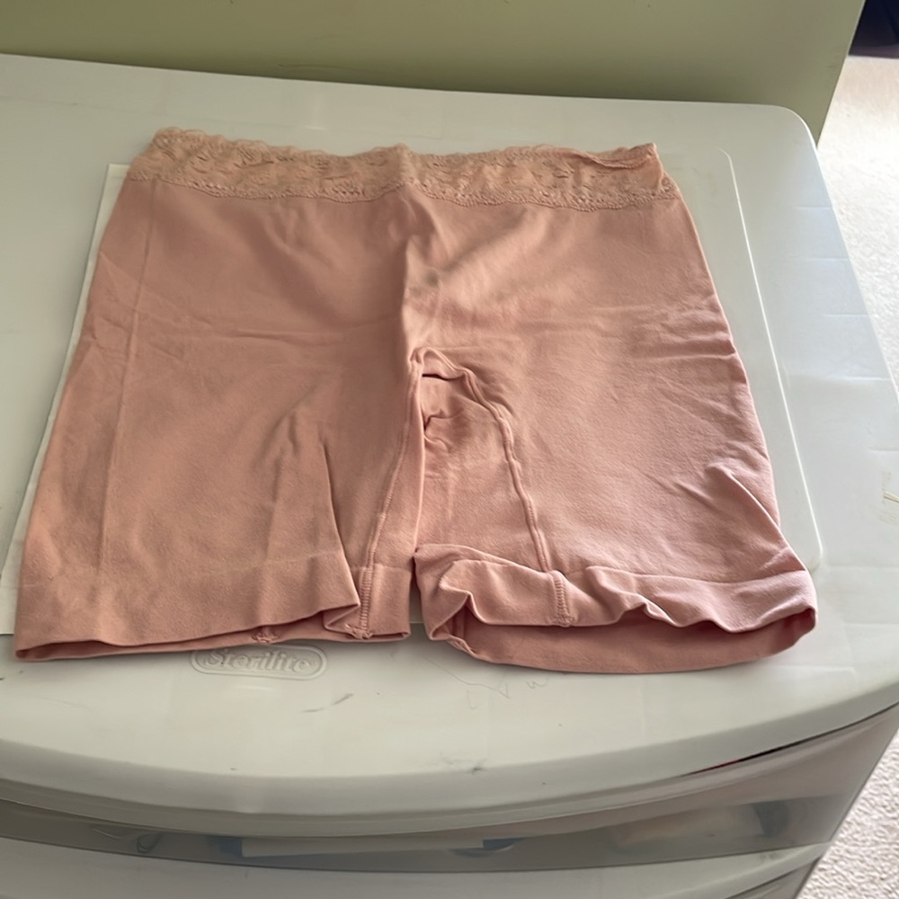 Brand new woman boxer panty in size medium